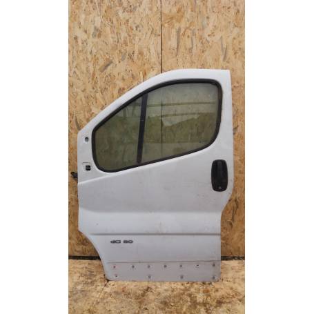 Usa stanga fata Renault Trafic II 01-14