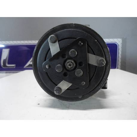 Compresor aer conditionat Volvo S40, 8200040681