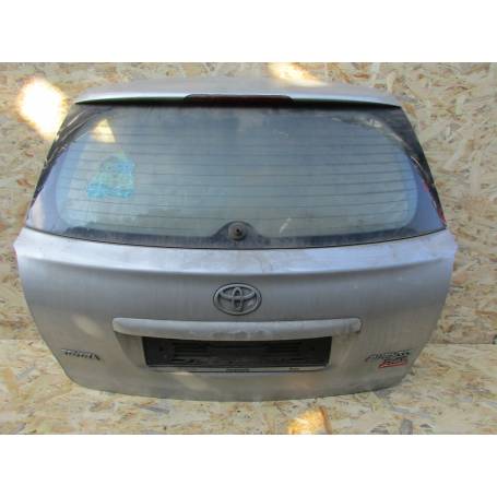 Hayon Toyota Avensis 03-08